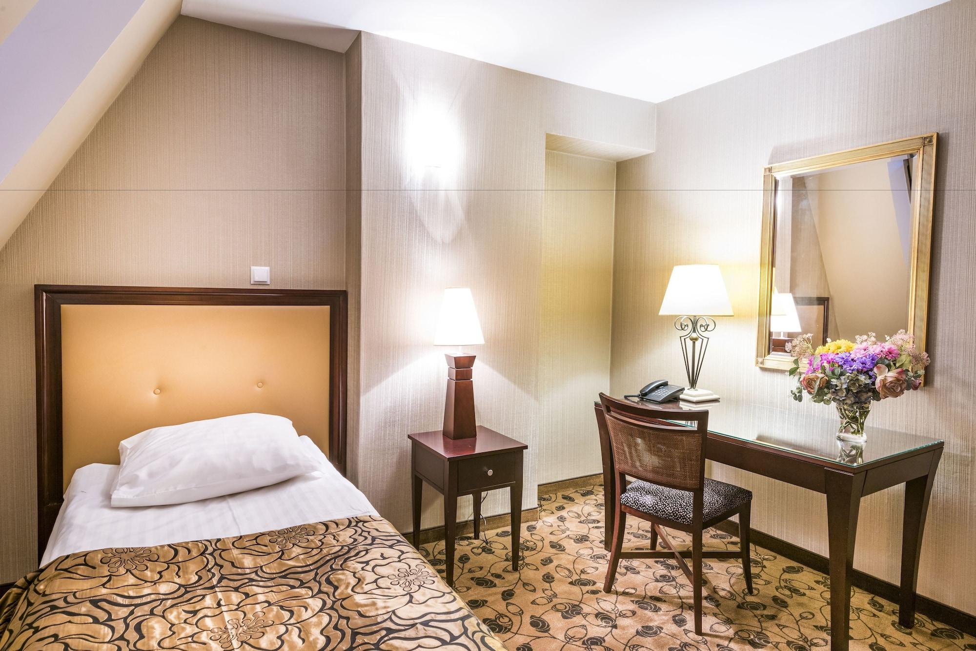 Great Polonia Krakow Kazimierz Aparthotel Екстериор снимка